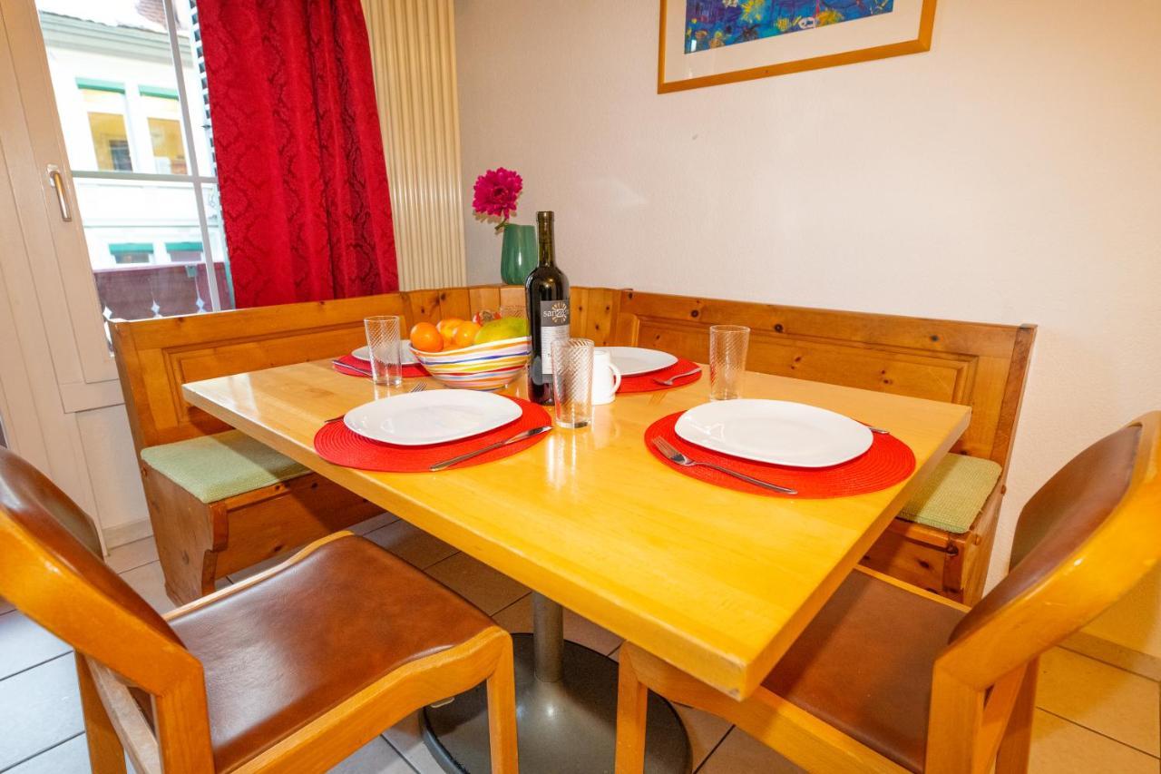 Waldeg 4 Historic House - Holiday Apartment 因特拉肯 外观 照片